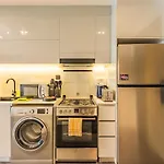 Luxurious Studio Prime Location Business Bay