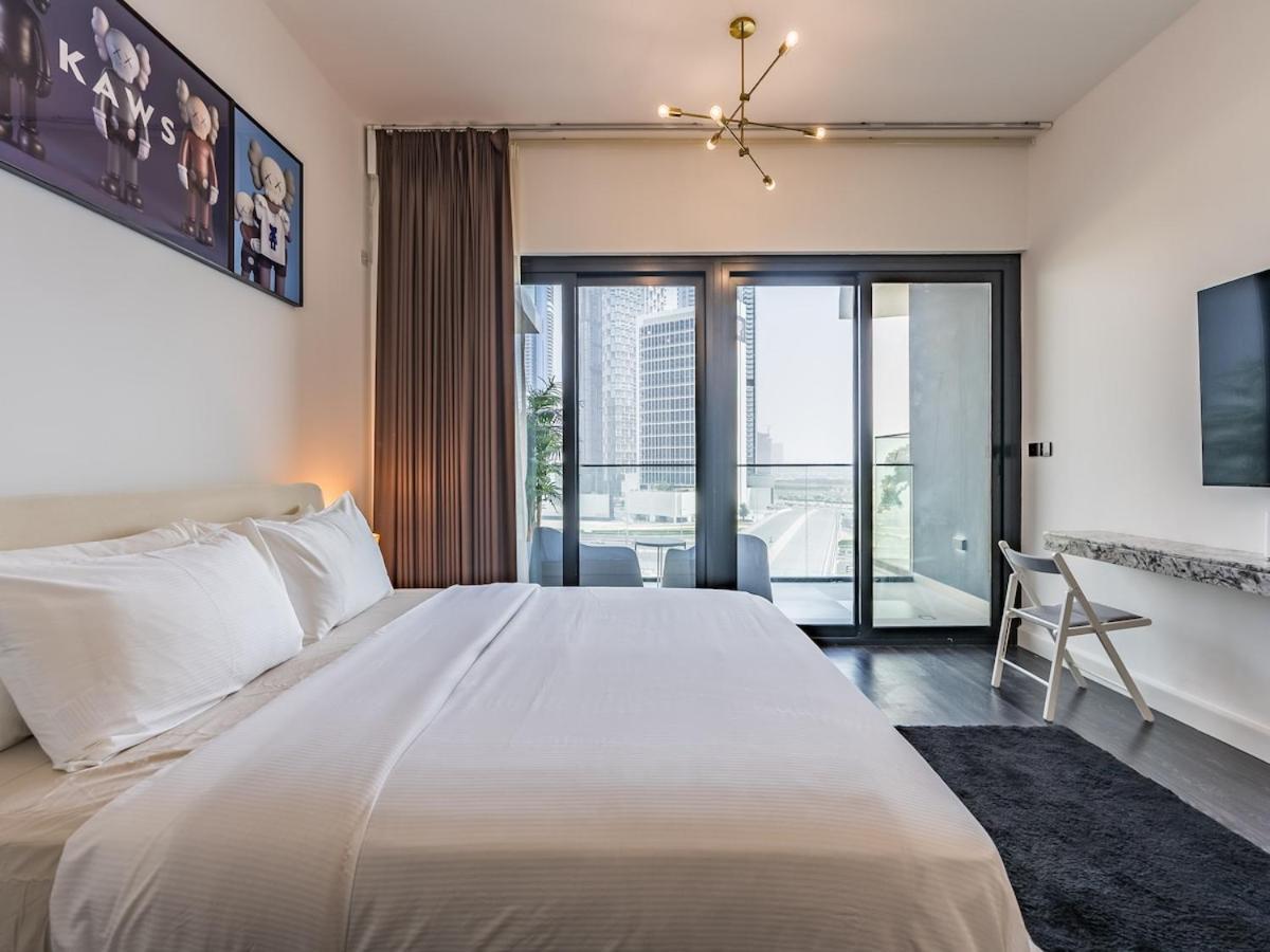 Luxurious Prime Location Business Bay Apartment