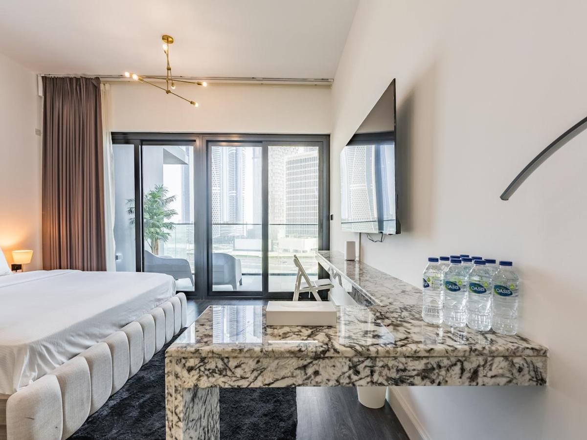Luxurious Prime Location Business Bay Apartment Dubai